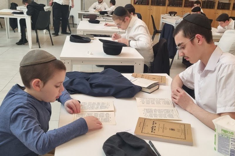 לוי נאזרוב