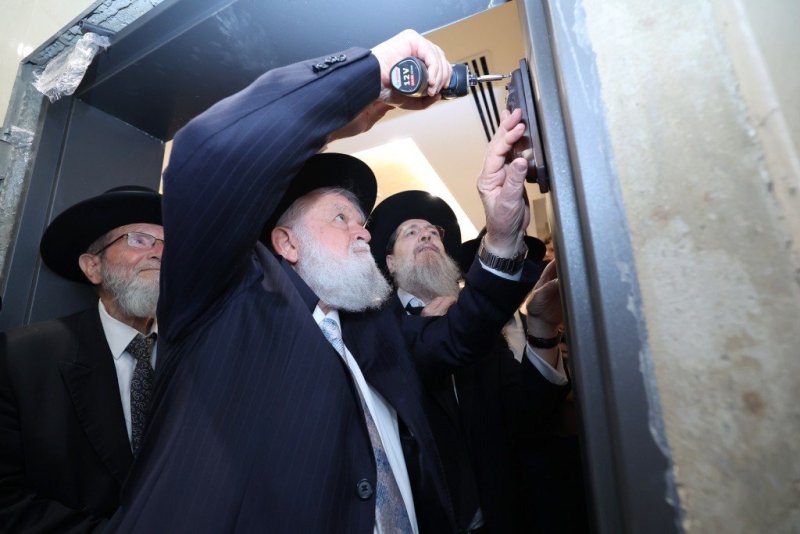קובי הר צבי