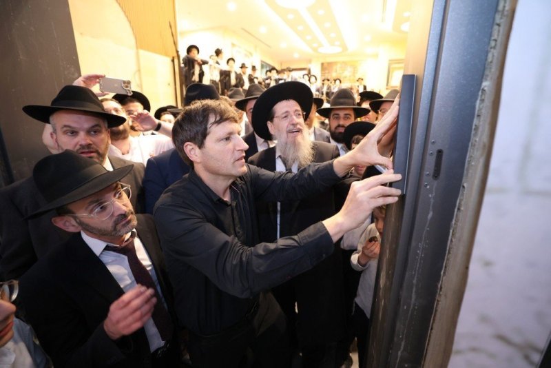 קובי הר צבי