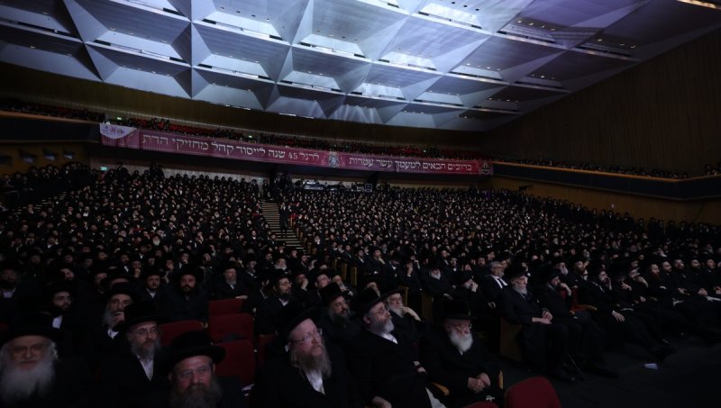 אנשיל בעק ויעקב נחומי