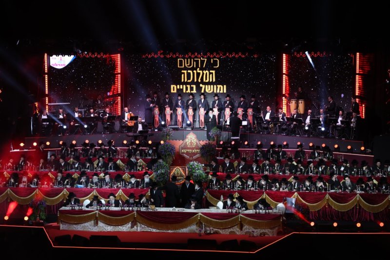 אנשיל בעק ויעקב נחומי