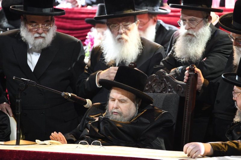 אנשיל בעק ויעקב נחומי
