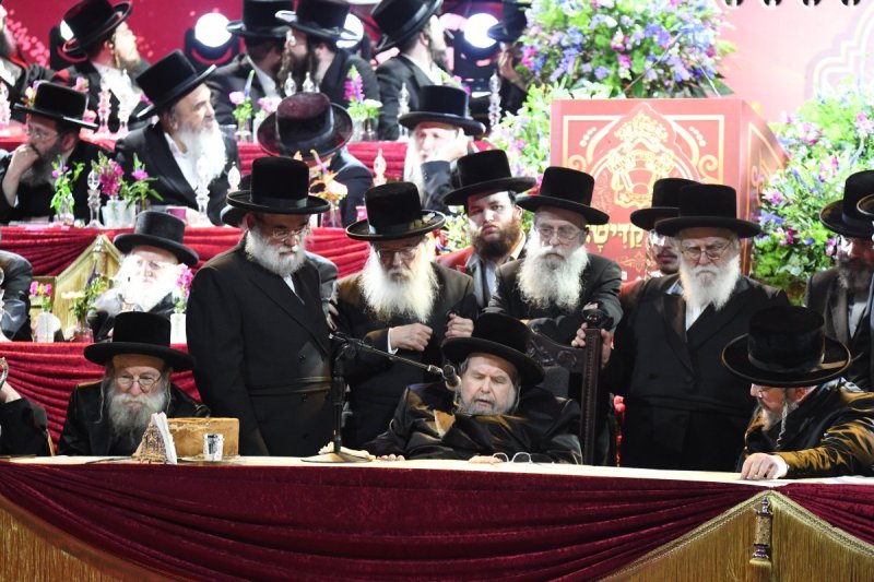 אנשיל בעק ויעקב נחומי