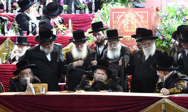 עכשיו הגלריה המלאה: המעמד ההיסטורי 'עשר עטרות' בבעלזא