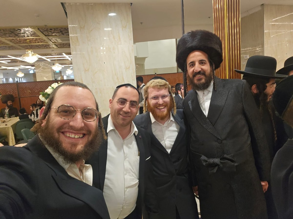 באדיבות המצלם