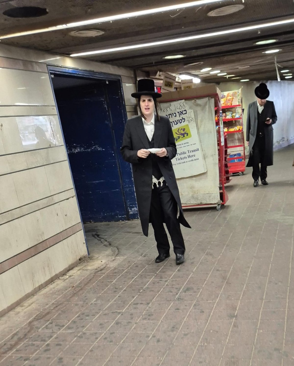 באדיבות המצלם