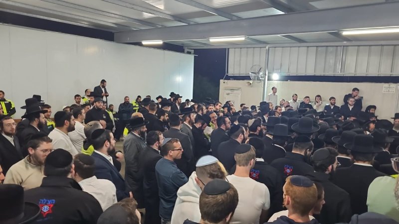 באדיבות המצלם