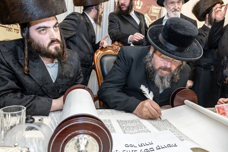 באדיבות המצלם