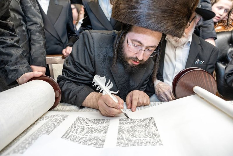 באדיבות המצלם