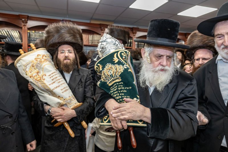 באדיבות המצלם