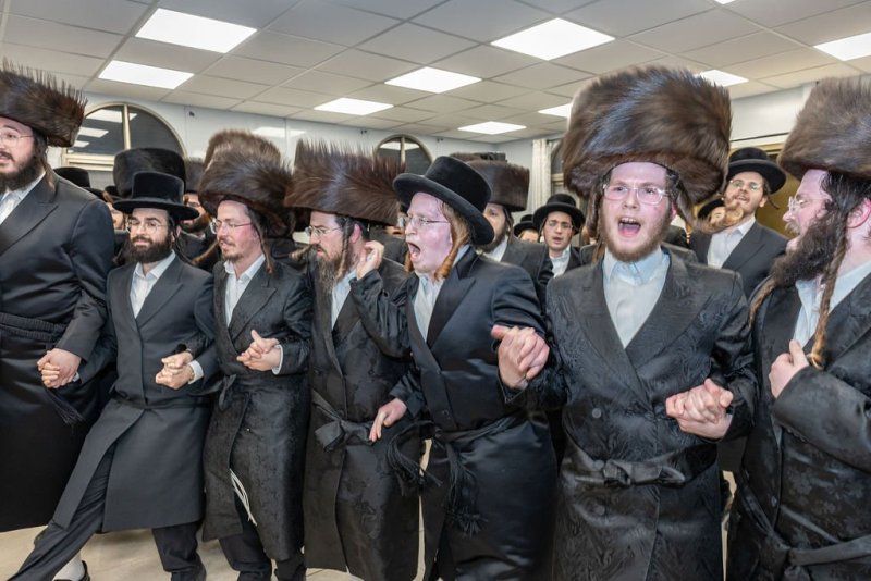 באדיבות המצלם