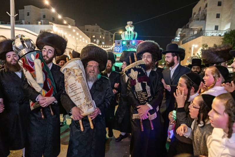 באדיבות המצלם
