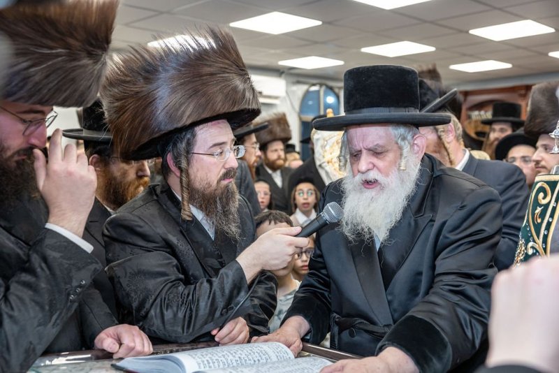 באדיבות המצלם