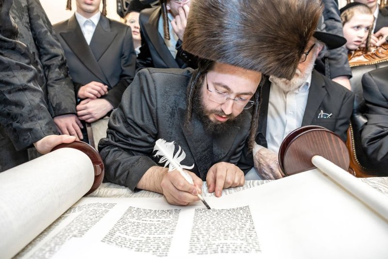 באדיבות המצלם