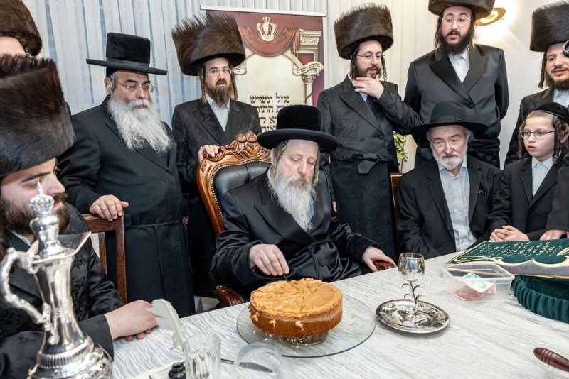 באדיבות המצלם