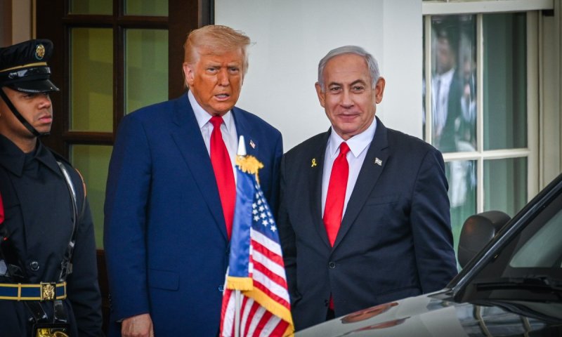 שרה נתניהו במתקפה: "הדיפ סטייט רודף אחרי בעלי ואחרי טראמפ"