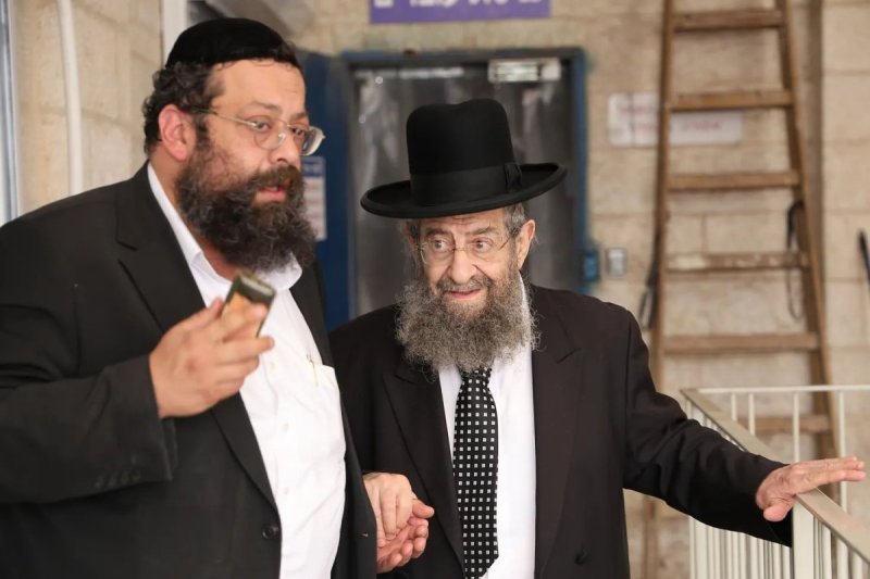 נועם אליהו