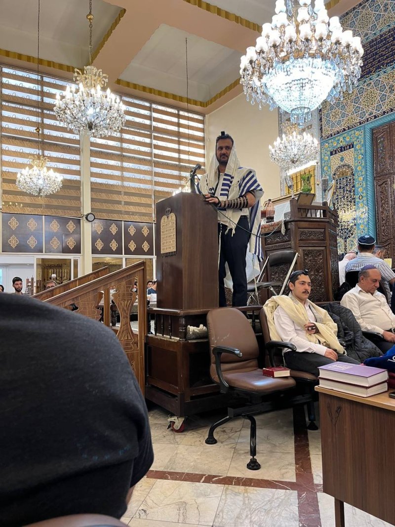 באדיבות המצלם