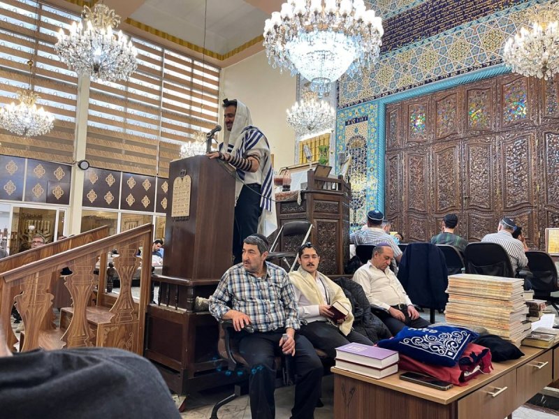 באדיבות המצלם