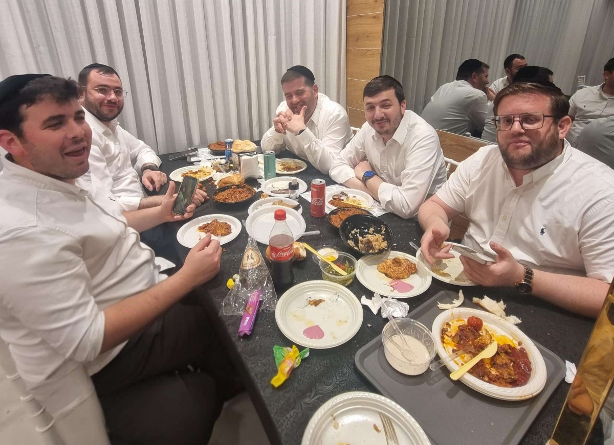 באדיבות המצלם