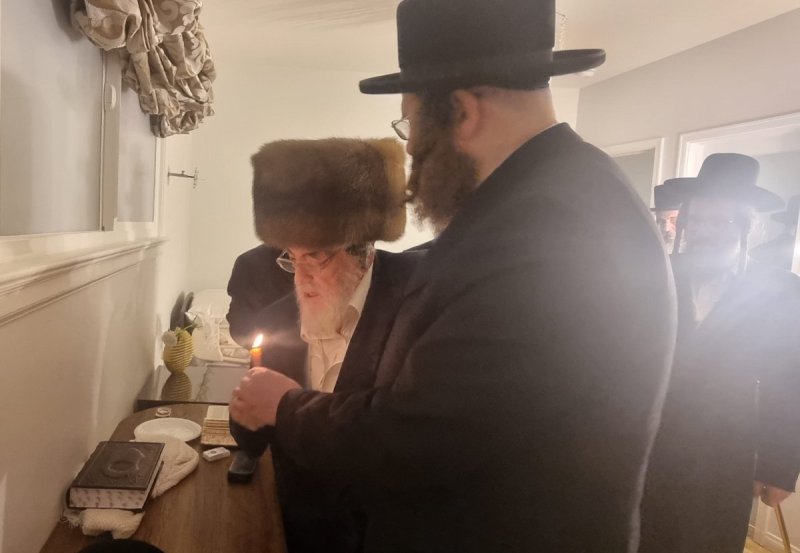 באדיבות המצלם