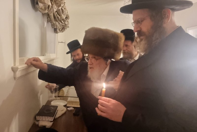 באדיבות המצלם