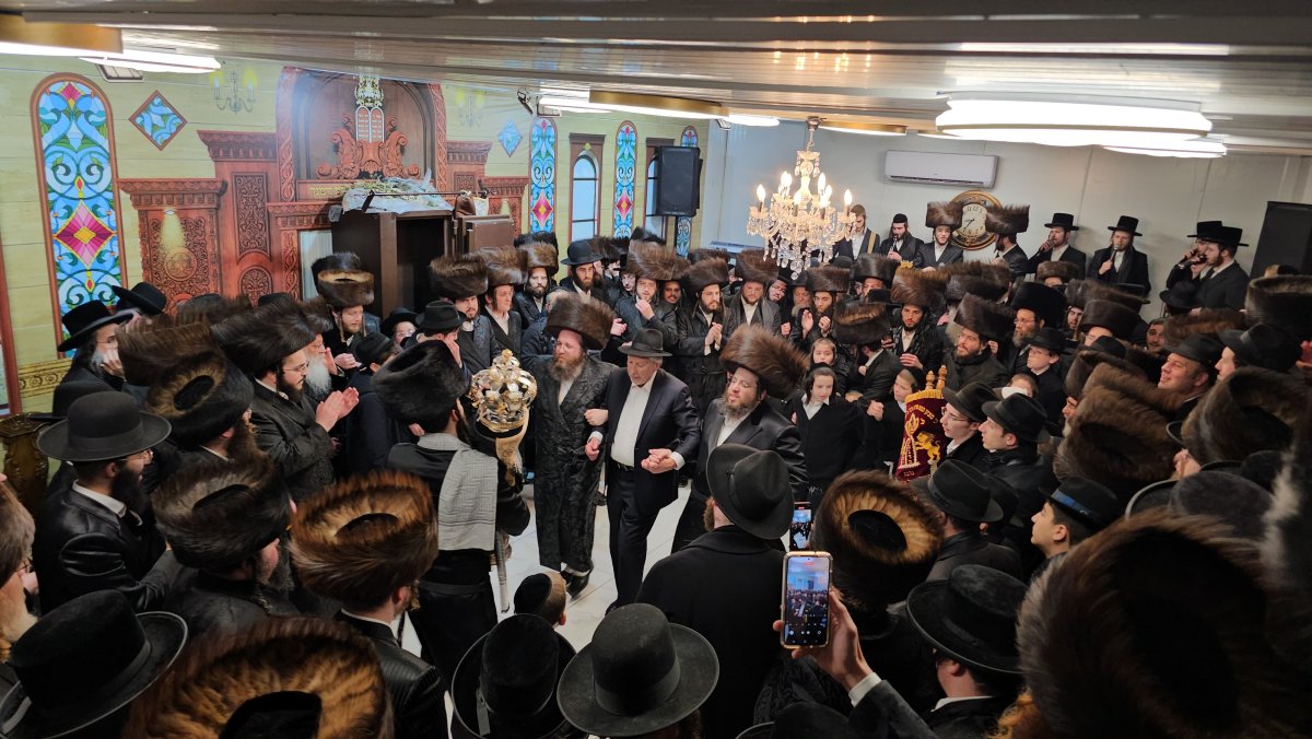 באדיבות המצלם