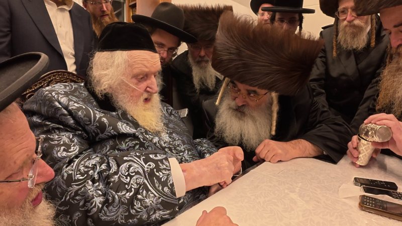 ד.ק
