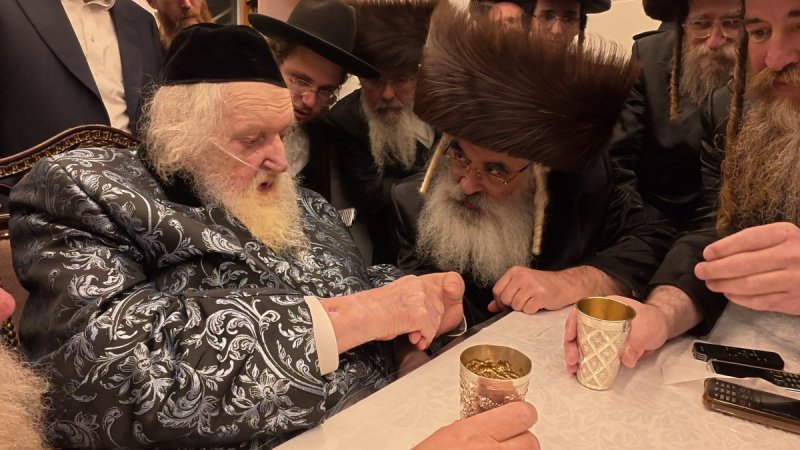 ד.ק