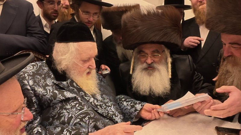 ד.ק