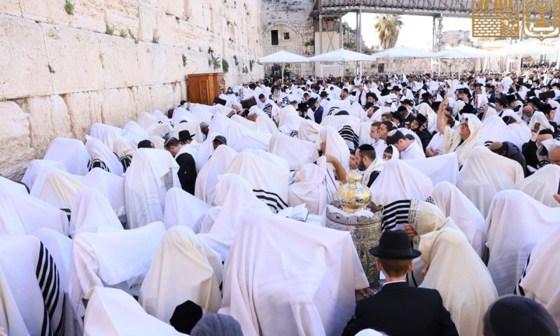 וסמך ידו עליהם: בשיתוף בית "הוראה בישראל"