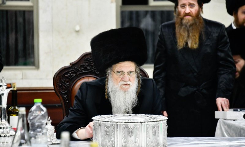 אדמו"רי בני ברק נעלו את שביעי של פסח | גלריה מסכמת