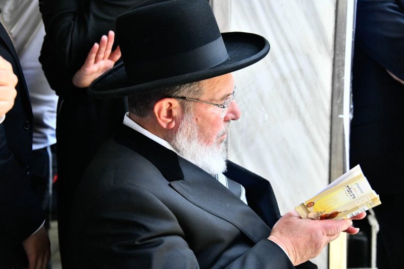 שוקי לרר
