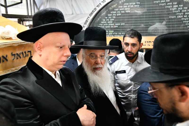 שוקי לרר