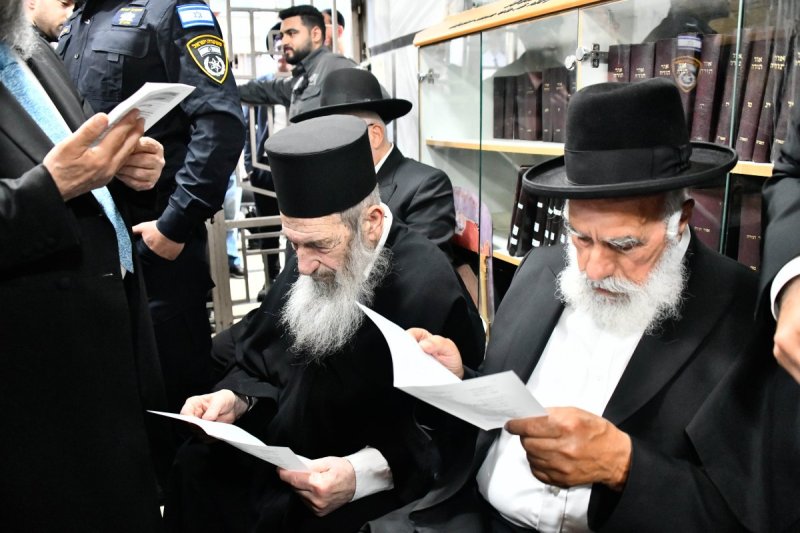 שוקי לרר