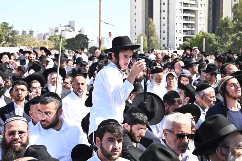 שוקי לרר