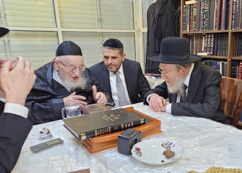 שוקי לרר