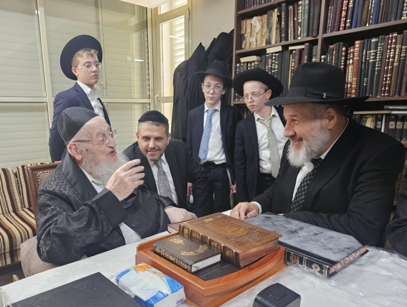 שוקי לרר