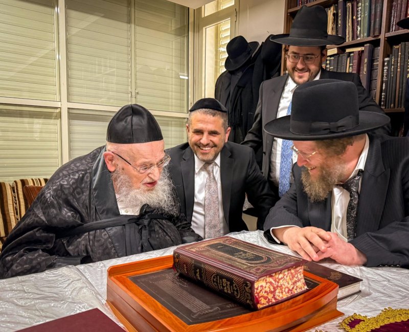 שוקי לרר