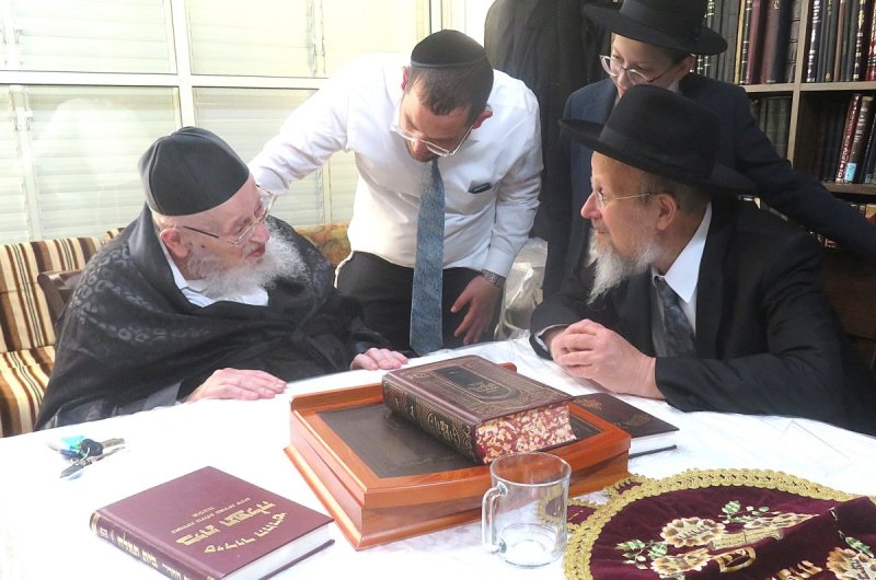 שוקי לרר