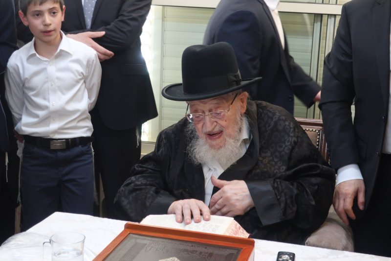שוקי לרר