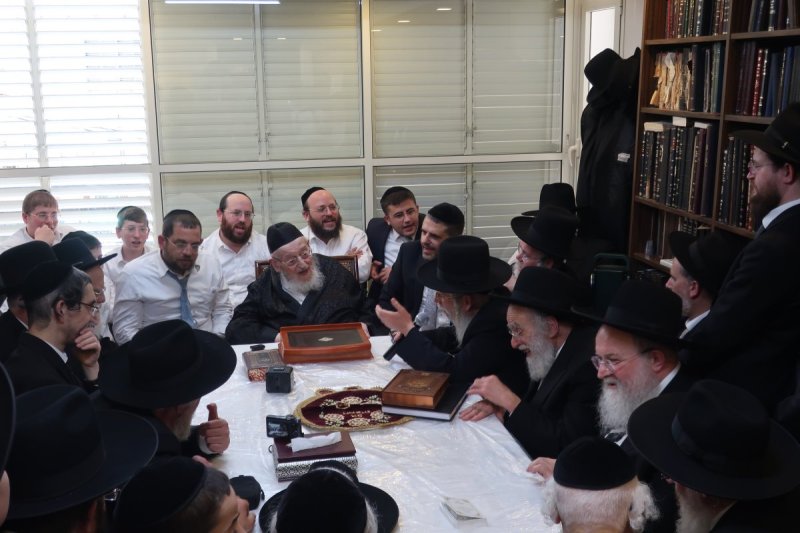 שוקי לרר
