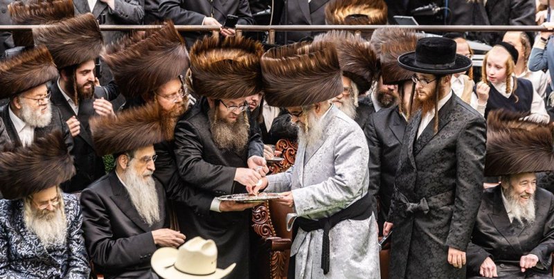 אייזיק י.