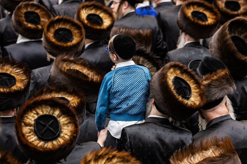 אייזיק י.