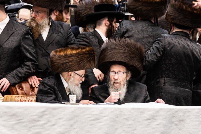 אייזיק י.