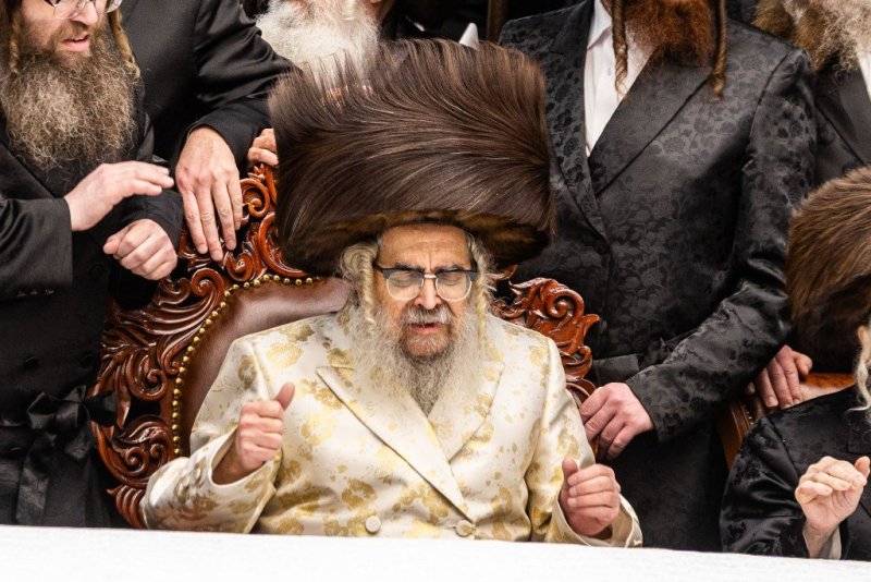 אייזיק י.