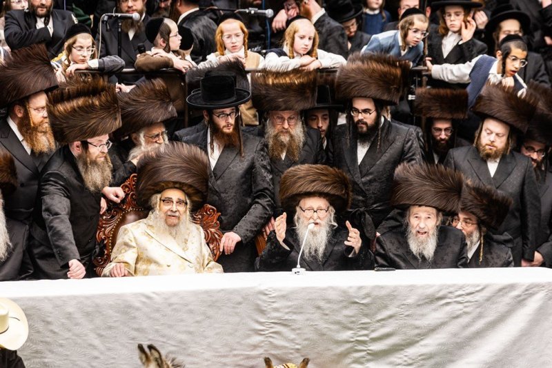 אייזיק י.