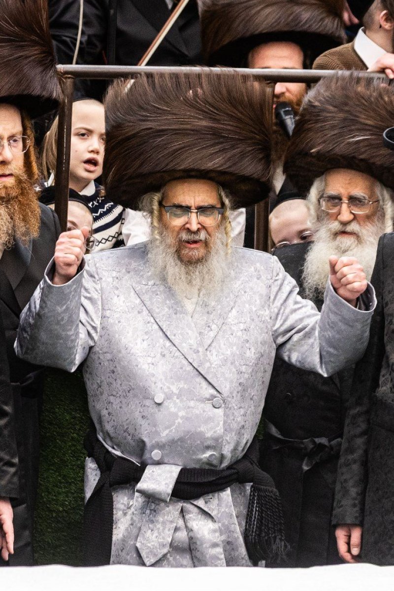 אייזיק י.