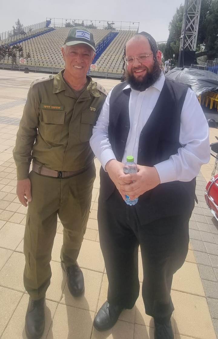 באדיבות המצלם