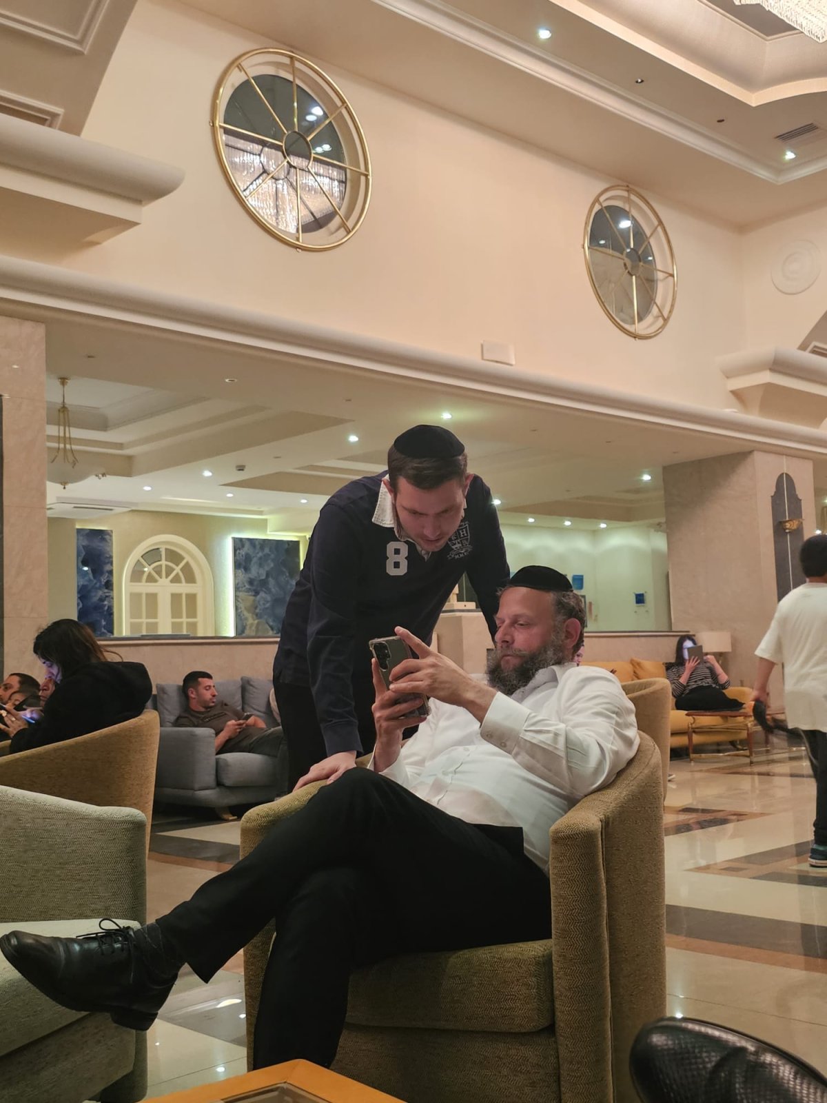 באדיבות המצלם